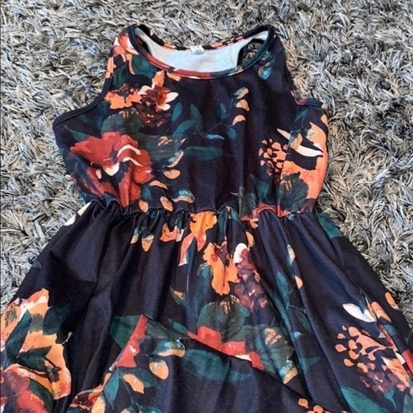 Black floral tank pretty maxi dress EUC size S. - Picture 2 of 3